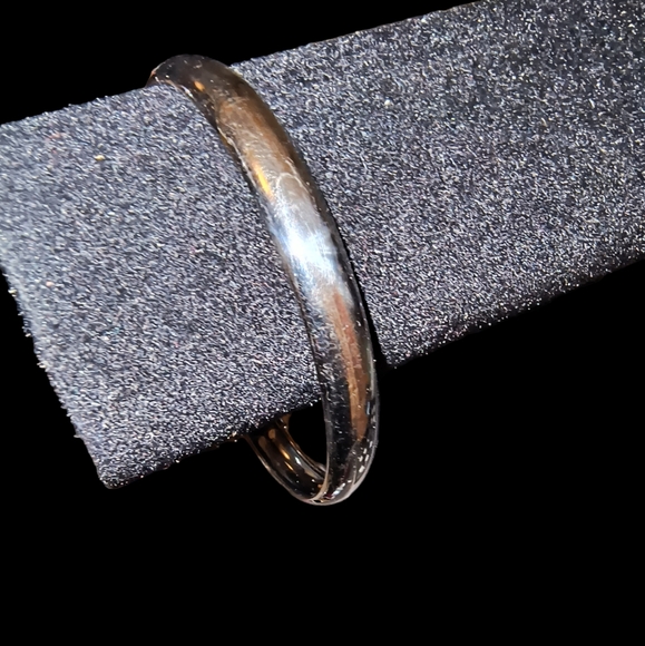 Jacmel Sterling Silver Bangle Bracelet with Oxidized Gunmetal Finish - Picture 8 of 10